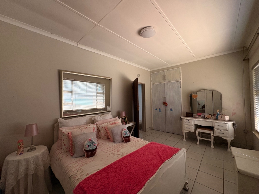 3 Bedroom Property for Sale in Neserhof North West
